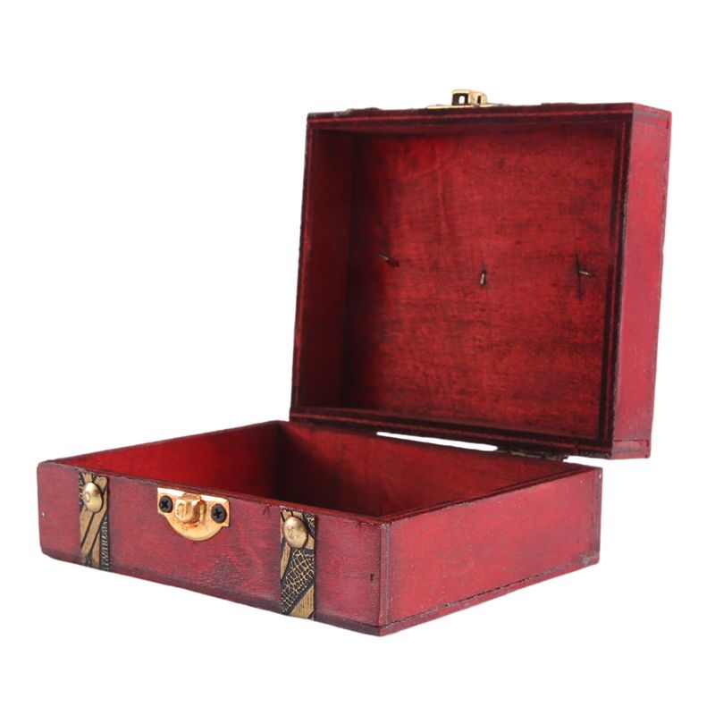 Home Decor Trends 2025 - 2025 Trend Vintage Wooden Treasure Chest