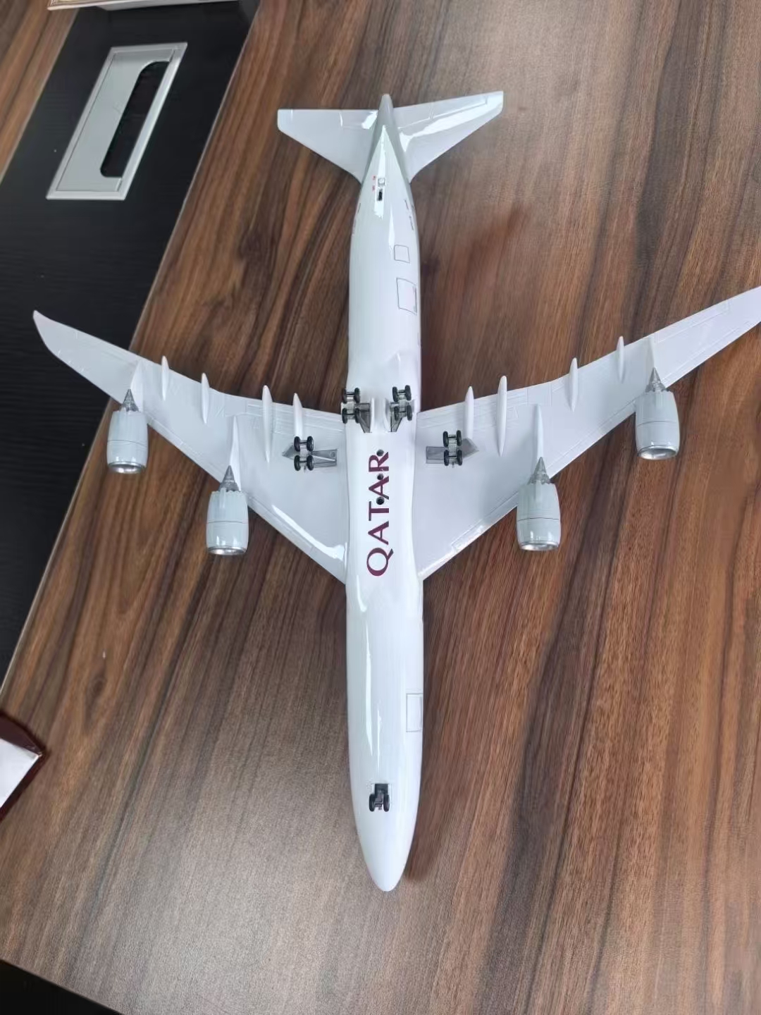 B747 Airplane Model 1:130 Scal – Home Decor Qatar Bewertung und Preis