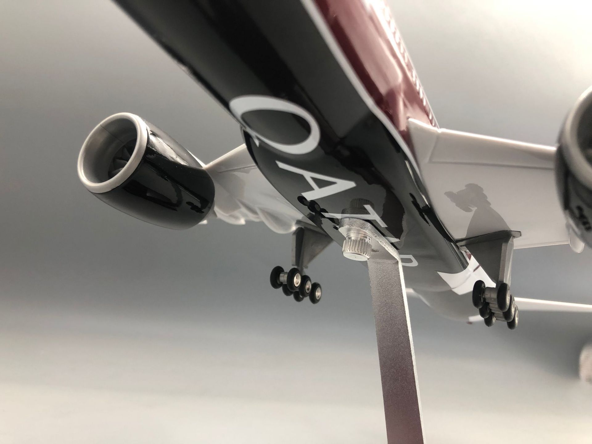 for B777-300 Qatar Model Plane – Home Decor Qatar Bewertung und Preis
